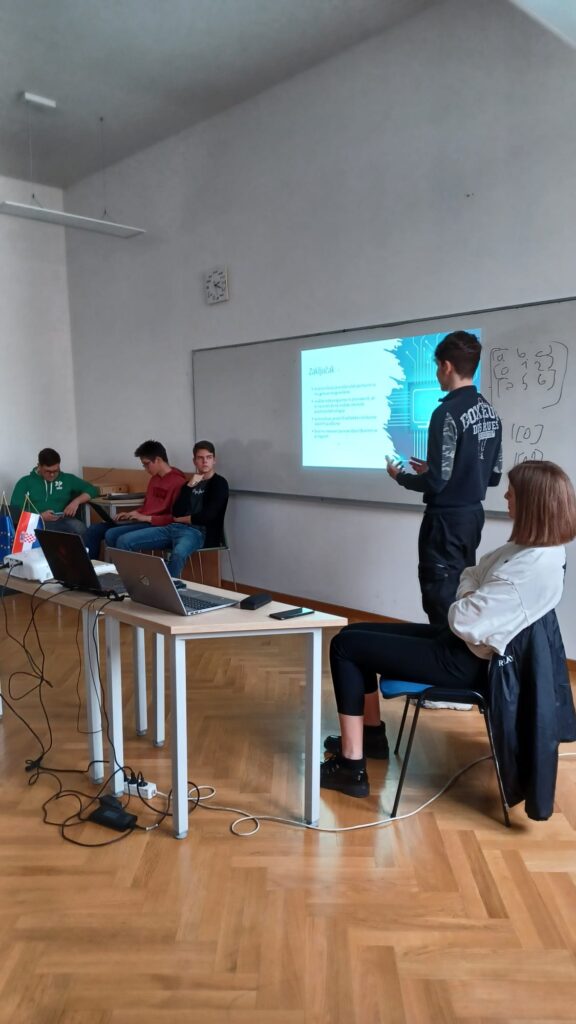 Read more about the article Students Teach Students About Machine Learning